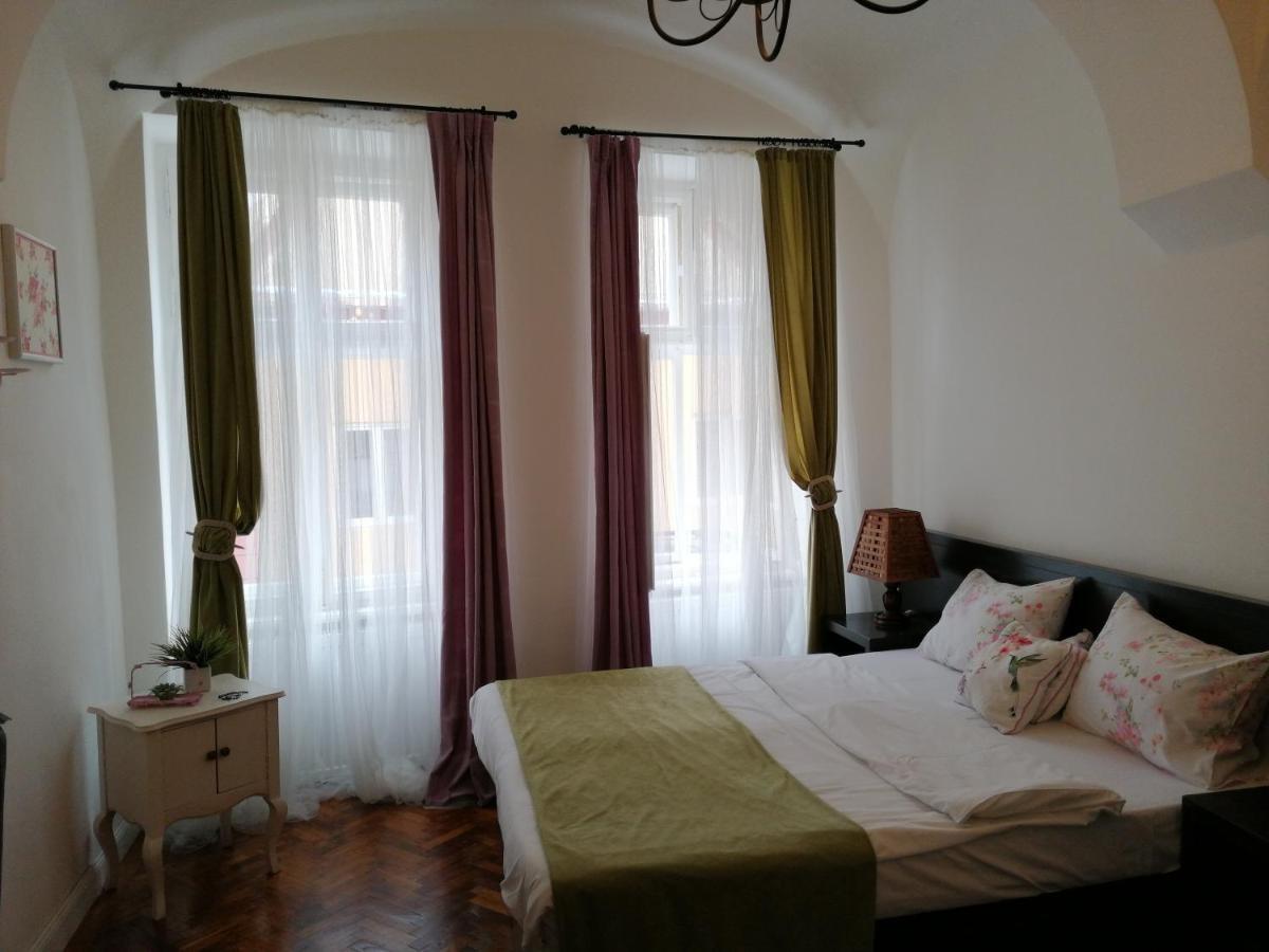Christa Central 1 Sibiu Extérieur photo